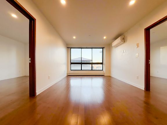 2nd image of 252 Broadway APT 4B