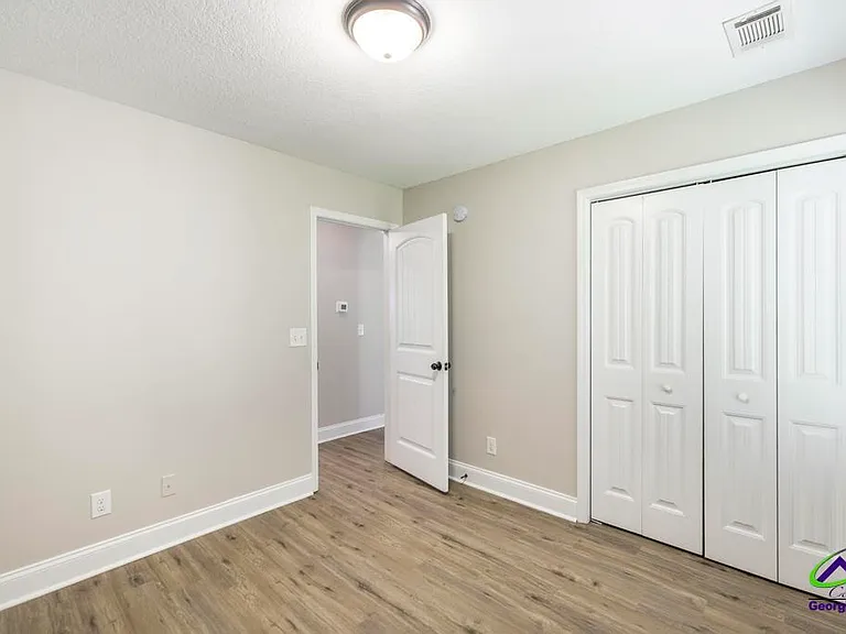 510 Leisure Lake Dr — Photo 24