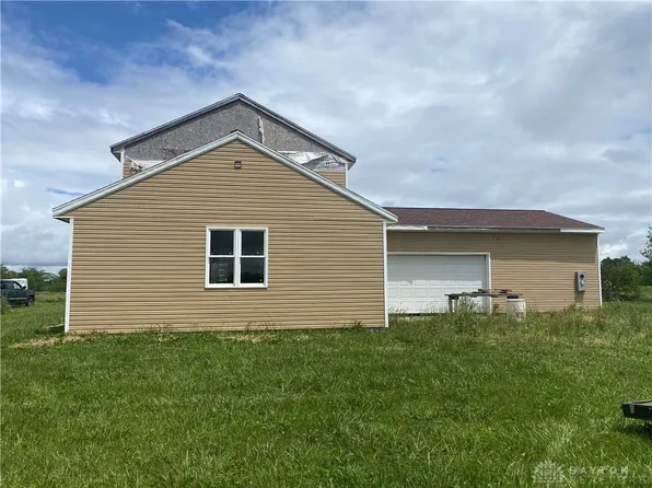 6024 Rogers Rd, Jamestown, OH 45335