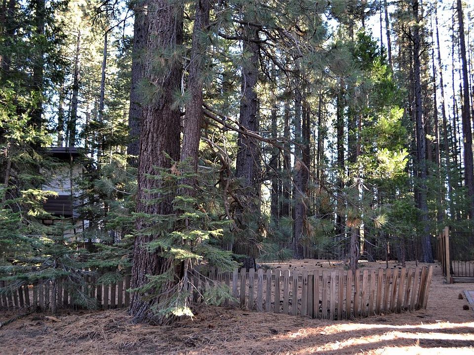 2nd image of 816 Taylor Way