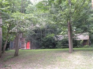 1840 McMillan Rd, Upper St Clair, PA 15241