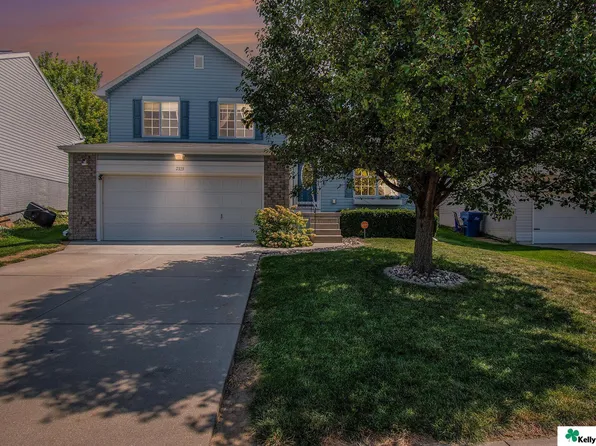 7321 N 108th Ave, Omaha, NE 68142