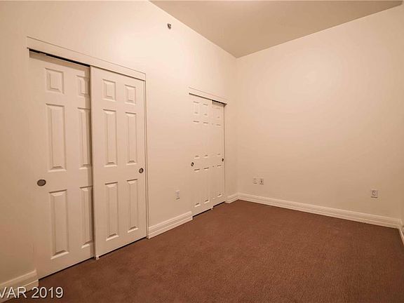 5th image of 150 Las Vegas Blvd N Unit 1005