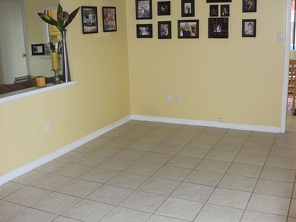 4th image of 4712 Country Hills Dr