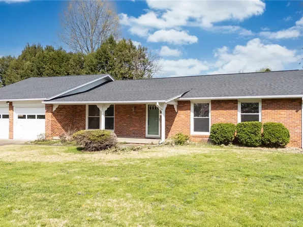 204 Keeler Dr, Marietta, OH 45750