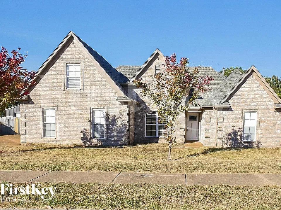 170 Southwind Dr