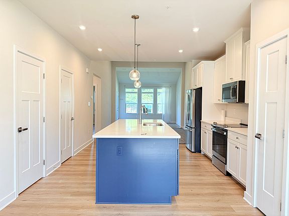 3rd image of 11020 Augusta Ln #3