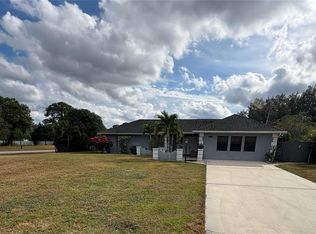 706 E 4th St, Lehigh Acres, FL 33936