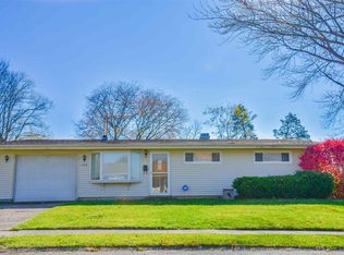 1142 Lakewood Dr, South Bend, IN