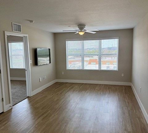 4th image of 680 6th Ave NE APT 3401