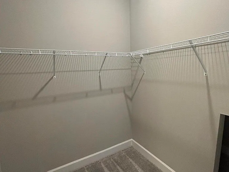 138 Longridge Ln — Photo 10