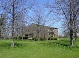 110 Country Club Rd, Bryan, OH 43506