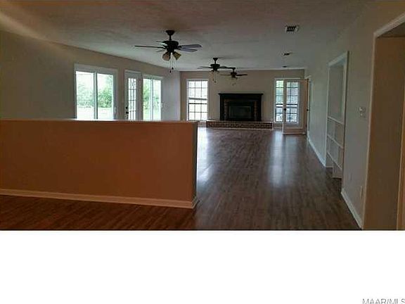 2nd image of 3480 Sommerville Dr