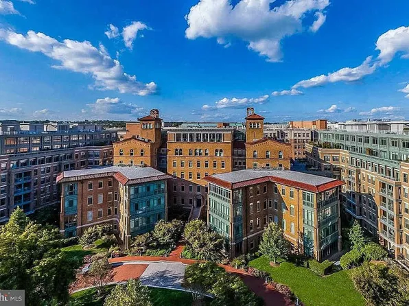 2425 L St NW APT 936, Washington, DC 20037