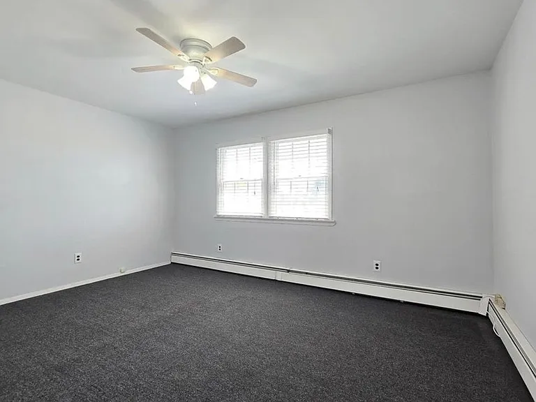 3 Martin Pl #2 — Photo 7