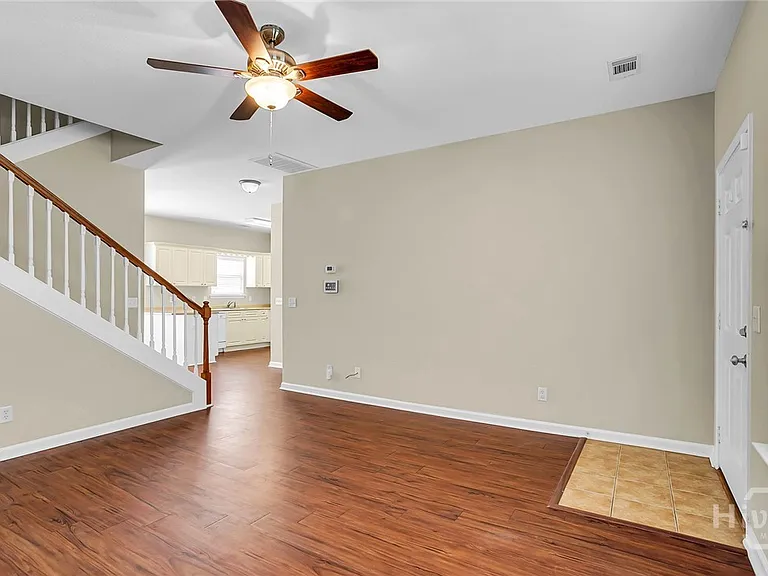 29 Cypress Ln — Photo 5