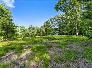 0 Pinecrest Ln, Baltic, CT 06330
