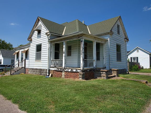 3rd image of 520 S Summit Ave