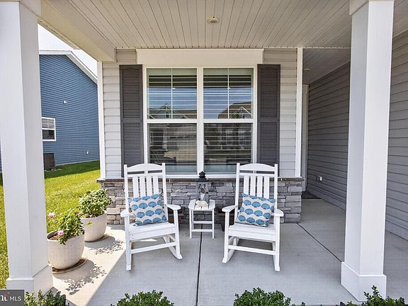 5th image of 118 Broadwater Dr