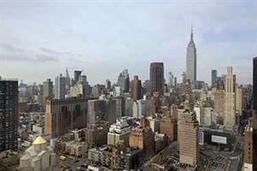 Rented by RELO REDAC INC.