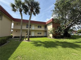 99 Spring Lake Dr APT 101, Vero Beach, FL 32962