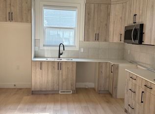 Inglewood Townhomes, Edmonton, AB T5M 3K9