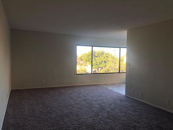 3rd image of 2501 Beverly Ave #1