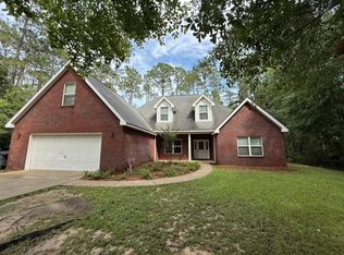 2069 County Highway 83a E, Freeport, FL 32439