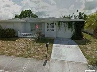 1055 N Rock Island Rd, Pompano Beach, FL 33063