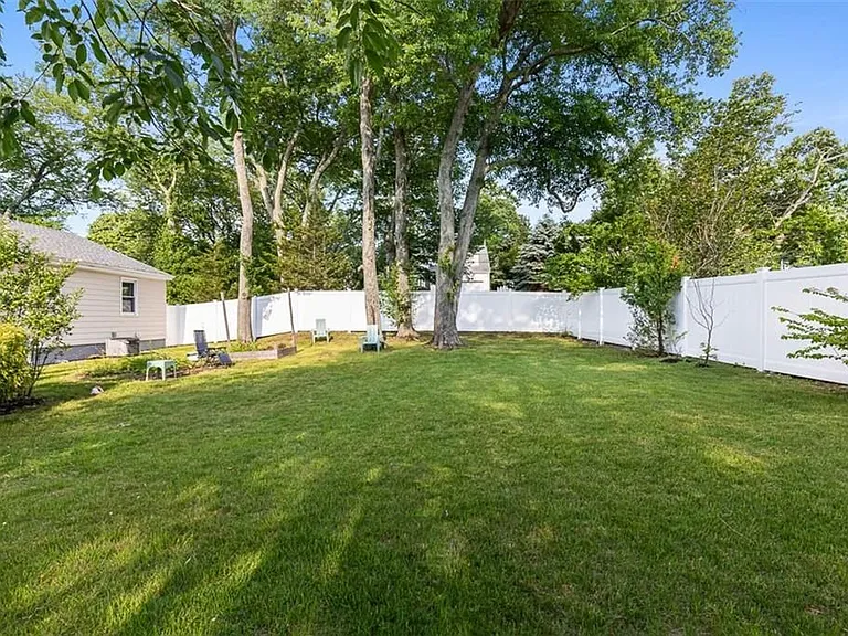 5 Interlocken Rd — Photo 39
