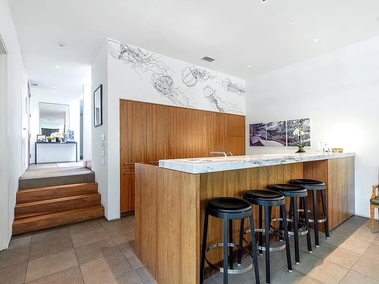 2845 Lee St — Photo 12