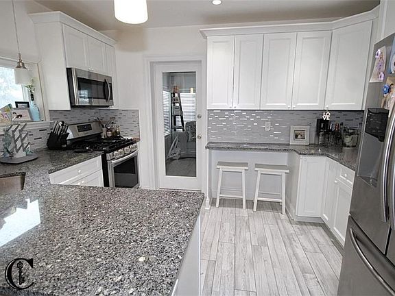 5th image of 2063 E 74th St