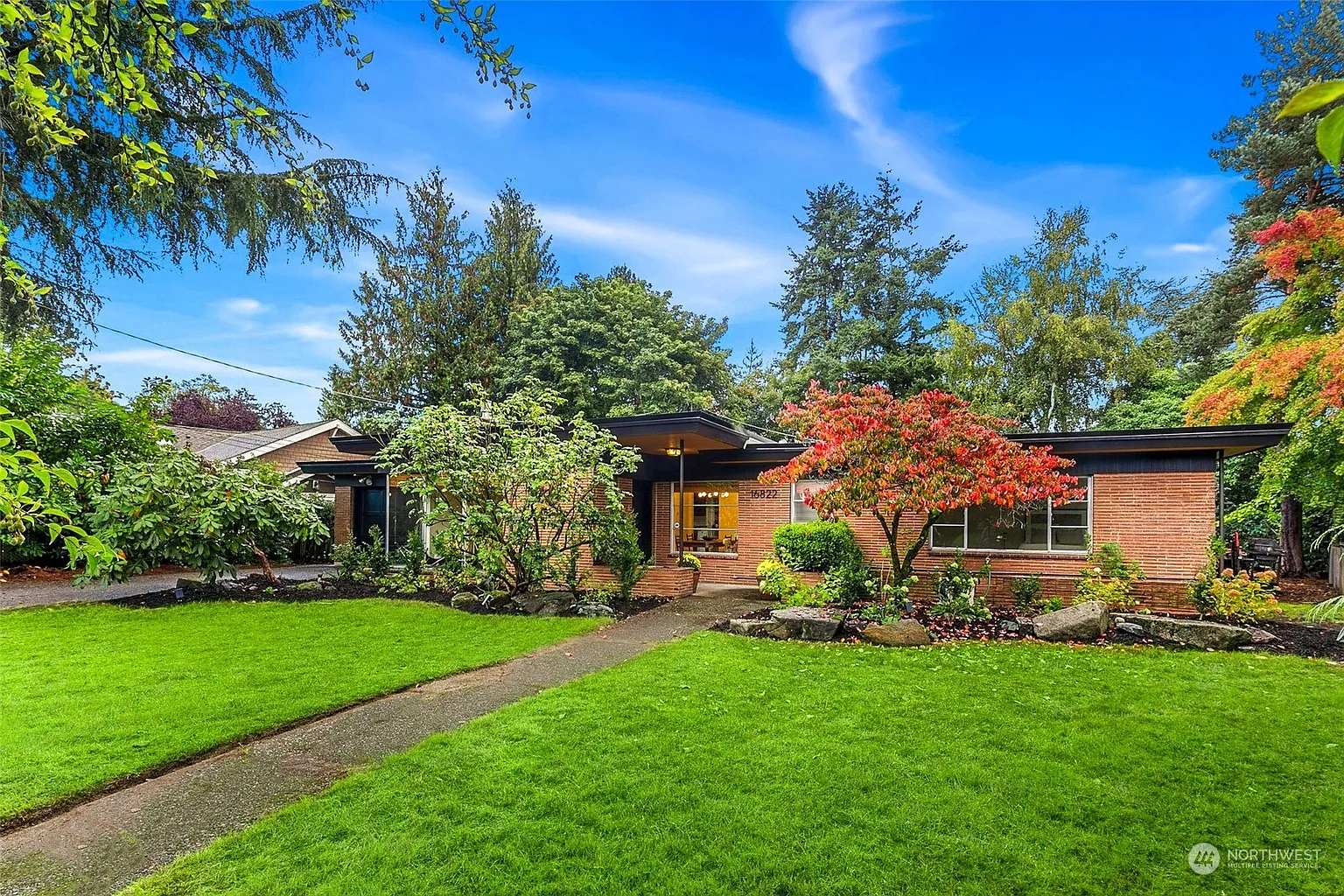 16822 45th Avenue NE photo 1