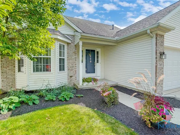 7165 Venetian Bay Ct, Maumee, OH 43537