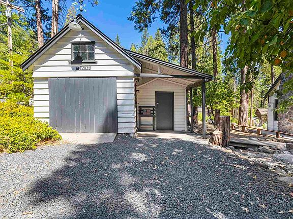 4th image of 22839 Miners Ave