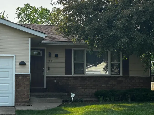 4533 Countrywood Ct SE, Kentwood, MI 49508