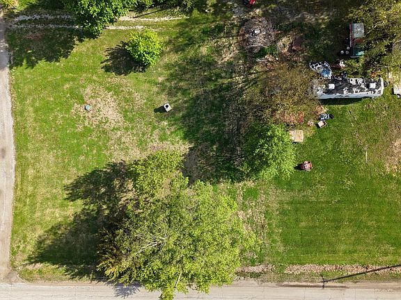 2nd image of 804 Lincoln Ave