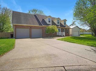 8755 Hanover Dr, Newburgh, IN 47630