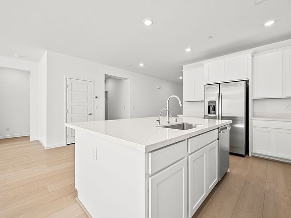 7 web or mls Lennar 1509 Luca Mountain Ln 7