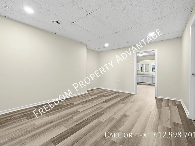 5154 Butler St #2 — Photo 14