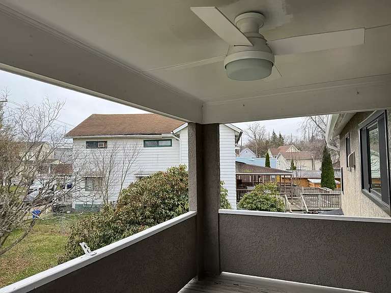 307 Warren St — Photo 7