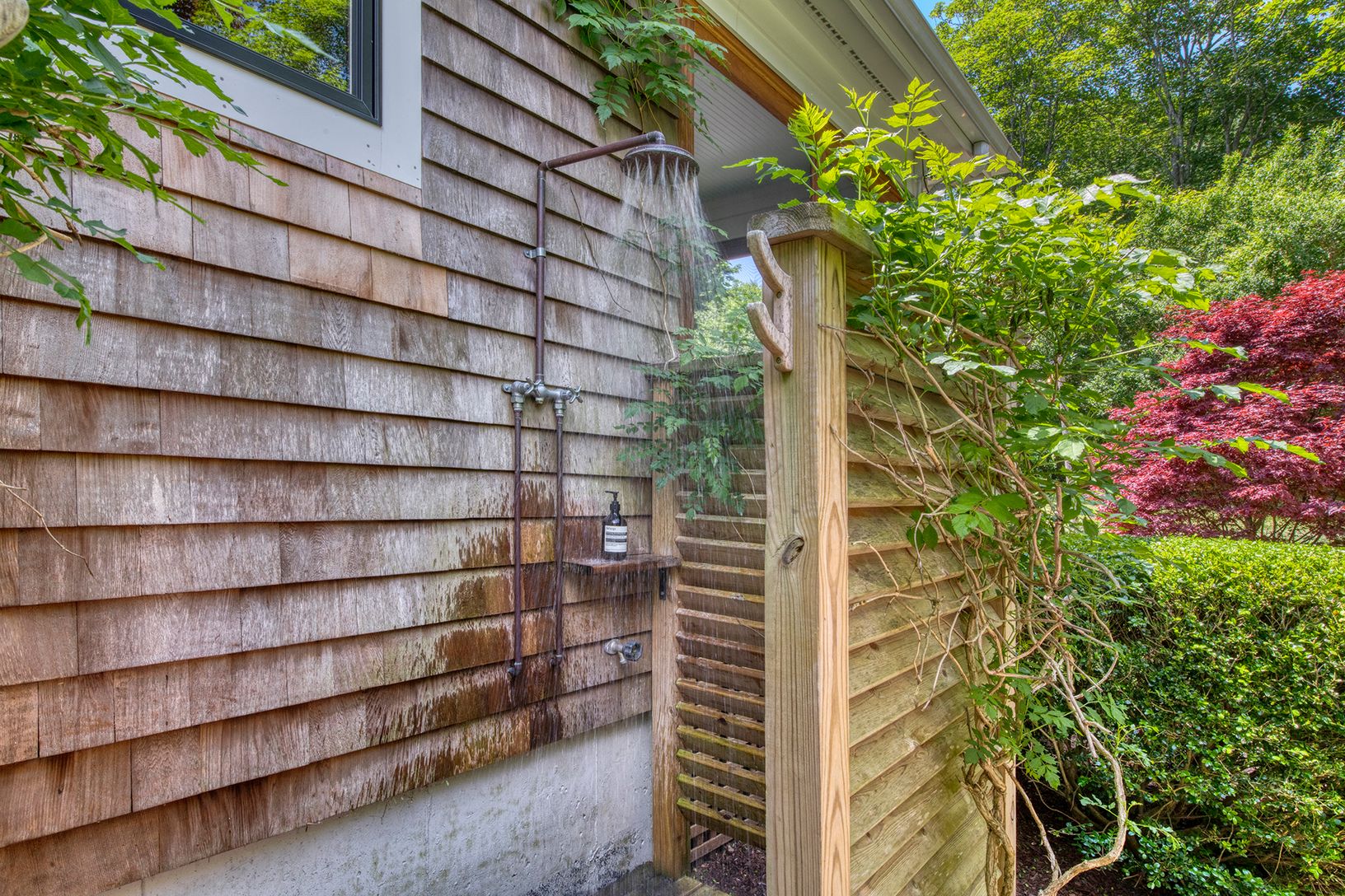  Outdoor Shower 