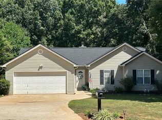 5325 Morgan Manor Dr, Lula, GA 30554
