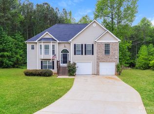 1032 Hamilton Dr, Locust Grove, GA 30248