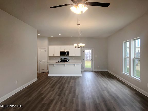 2nd image of 18070 Evergreen Dr