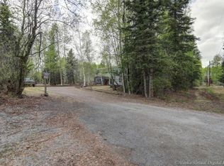 21044 Salem St, Chugiak, AK 99567