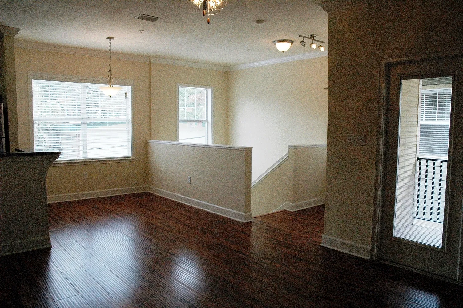 Cottages at Norman - 3 Bedroom, 2 Bathroom Apartment in Sorority Row — Photo 4