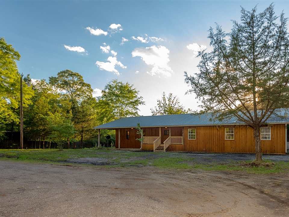 1st image of 205 Sweet Gum Ln