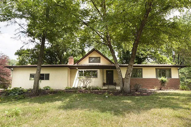 4500 Central College Rd photo 1