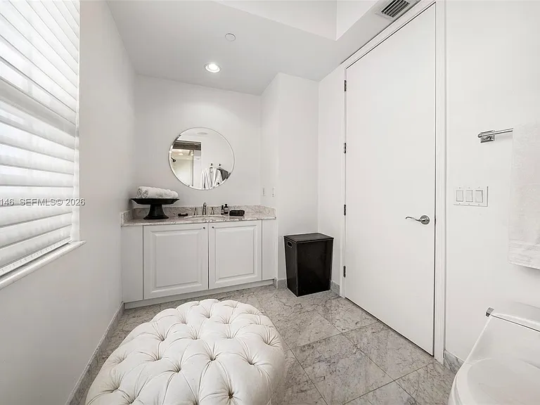 5801 Collins Ave #Penthouse 1600 — Photo 41